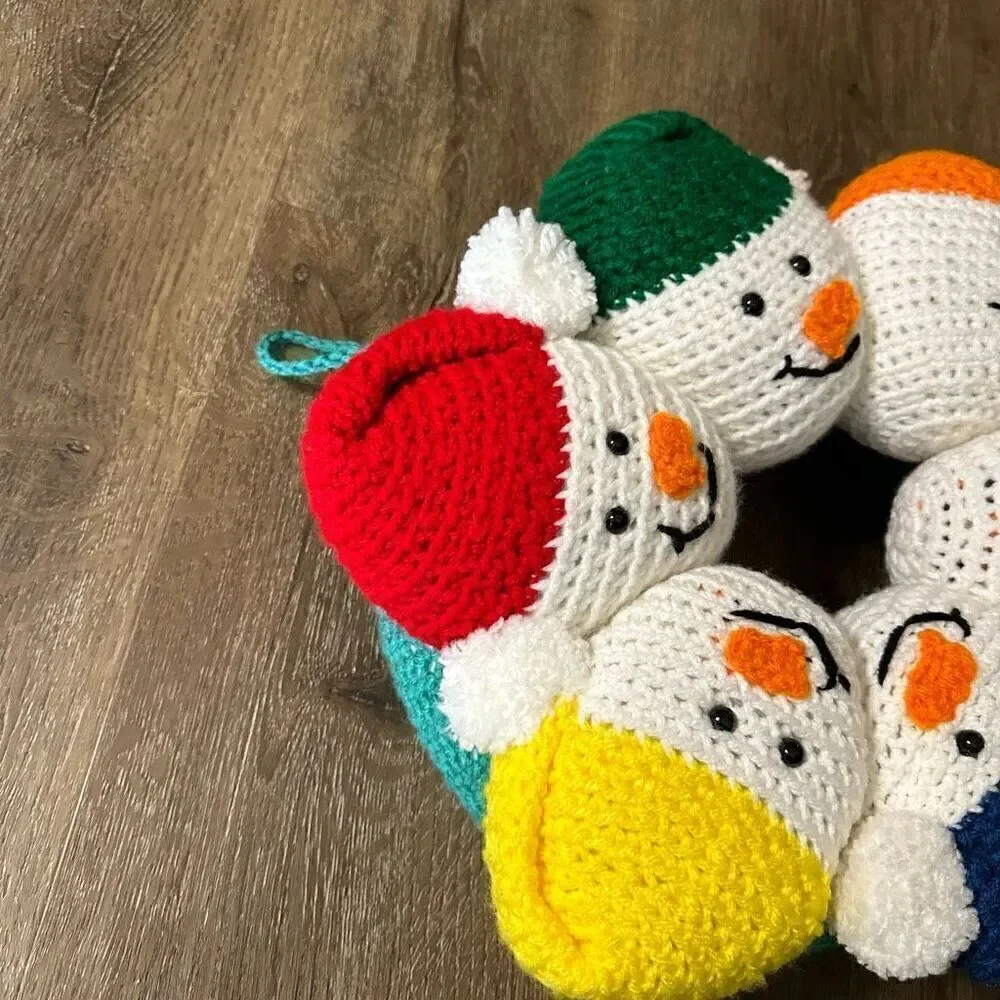 Handcrafted Crochet Snowmen Plush Wreath Cheery Colorful Christmas Decor 14”